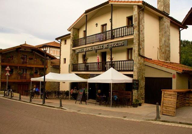 Hotel Valle De Turtzioz Exterior foto